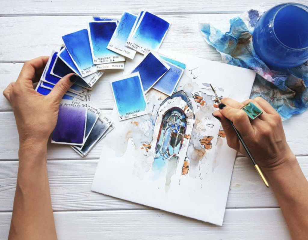 Базовый набор для скетчинга: скетчбук, карандаши, ластик.